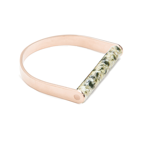 Armbandstaaf-marblegreen-rose-liggend